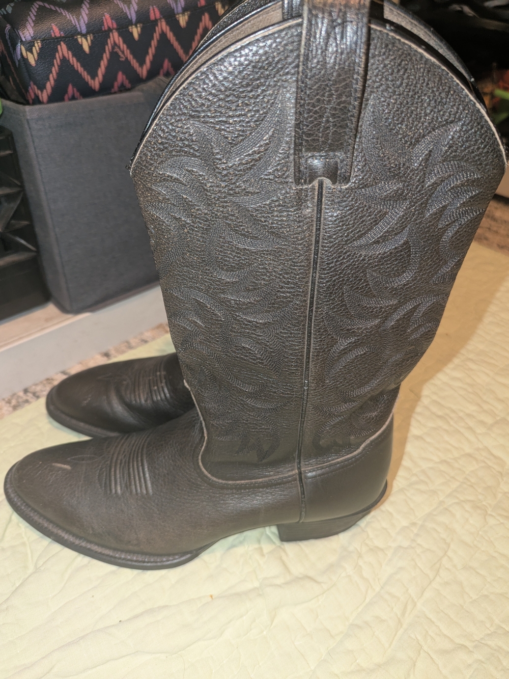 Ariat Black Western Leather Stitch-Pattern Boots